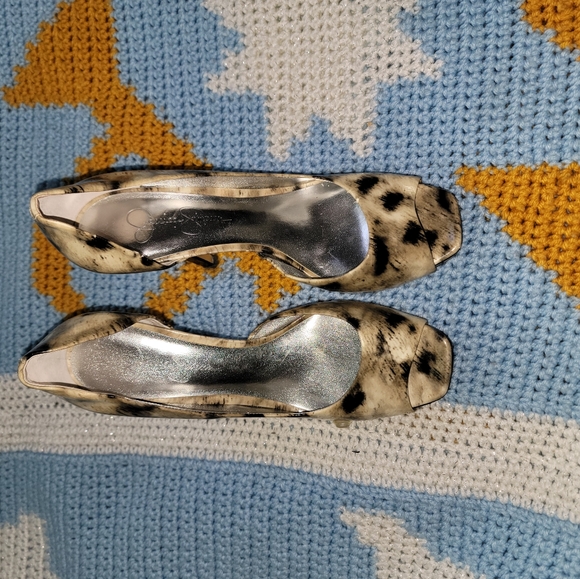 Jessica Simpson Animal Print Pumps Size 8B - Picture 3 of 7
